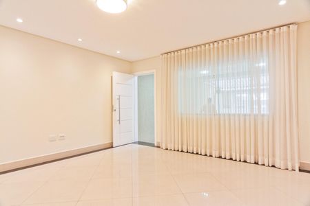 Sala de casa à venda com 3 quartos, 151m² em City América, São Paulo
