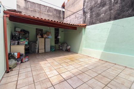 Casa à venda com 250m², 3 quartos e 4 vagas Casa à venda com 250m², 3 quartos e 4 vagasQuintal