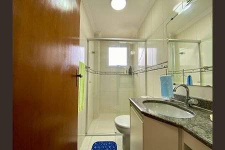 Banheiro da Suíte 2 de apartamento para alugar com 2 quartos, 100m² em Aviação, Praia Grande