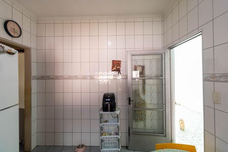 Casa à venda com 140m², 3 quartos e 2 vagasCozinha