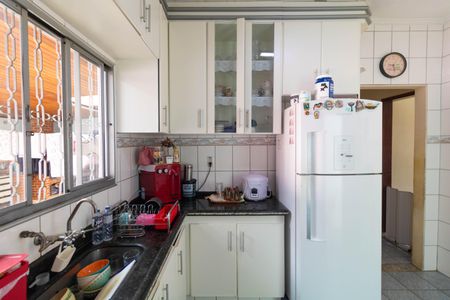 Casa à venda com 140m², 3 quartos e 2 vagasCozinha