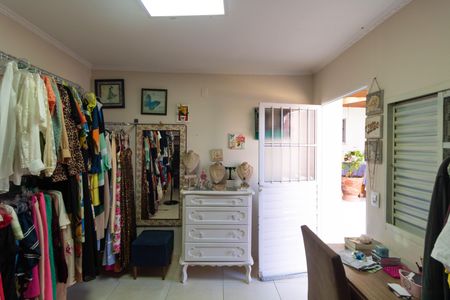 Casa à venda com 140m², 3 quartos e 2 vagasEdícula