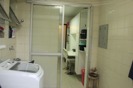 Apartamento à venda com 96m², 3 quartos e 2 vagasÁrea de Serviço