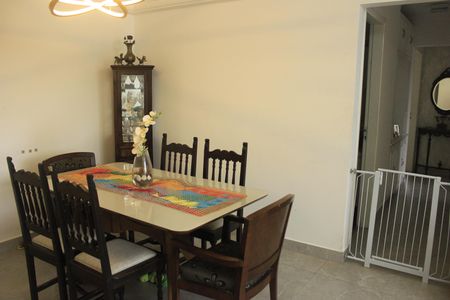 Apartamento à venda com 96m², 3 quartos e 2 vagasSala