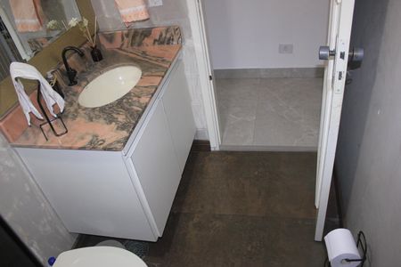 Apartamento à venda com 96m², 3 quartos e 2 vagasBanheiro Social