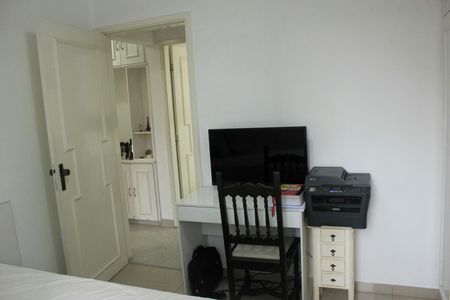 Apartamento à venda com 96m², 3 quartos e 2 vagasQuarto 2