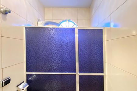 Casa à venda com 344m², 3 quartos e 2 vagas Casa à venda com 344m², 3 quartos e 2 vagasBanheiro