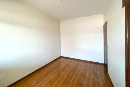 Casa à venda com 344m², 3 quartos e 2 vagas Casa à venda com 344m², 3 quartos e 2 vagasQuarto 3