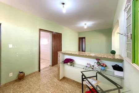 Casa à venda com 344m², 3 quartos e 2 vagas Casa à venda com 344m², 3 quartos e 2 vagasCopa