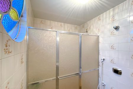 Casa à venda com 344m², 3 quartos e 2 vagas Casa à venda com 344m², 3 quartos e 2 vagasBanheiro da Suíte 1