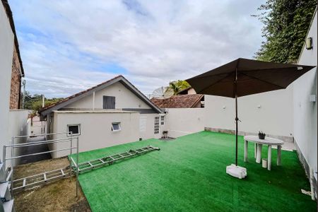 Casa à venda com 103m², 2 quartos e 1 vaga Casa à venda com 103m², 2 quartos e 1 vagaQuintal