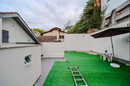 Casa à venda com 103m², 2 quartos e 1 vaga Casa à venda com 103m², 2 quartos e 1 vagaQuintal