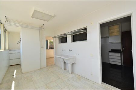 Apartamento à venda com 375m², 5 quartos e 2 vagasÁrea de Serviço