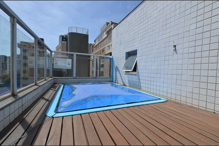 Apartamento à venda com 375m², 5 quartos e 2 vagasCobertura