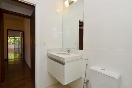 Apartamento à venda com 375m², 5 quartos e 2 vagasBanheiro Suite 1