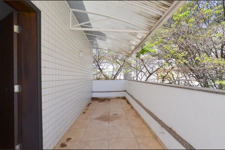 Apartamento à venda com 375m², 5 quartos e 2 vagasVaranda