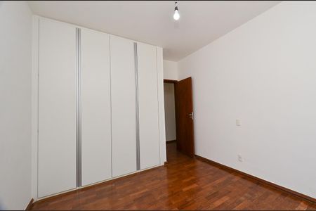 Apartamento à venda com 375m², 5 quartos e 2 vagasQuarto 3