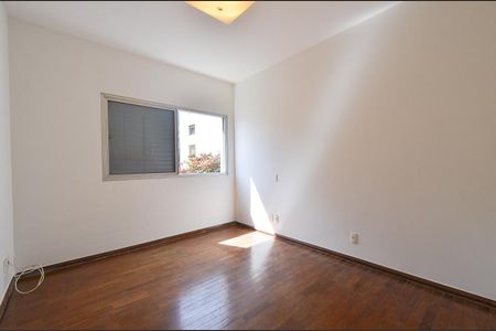 Apartamento à venda com 375m², 5 quartos e 2 vagasQuarto 1