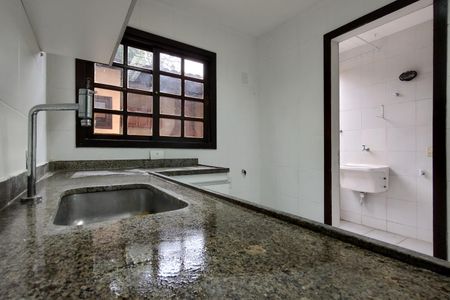 Casa de condomínio à venda com 120m², 2 quartos e 1 vaga Casa de condomínio à venda com 120m², 2 quartos e 1 vagaCozinha