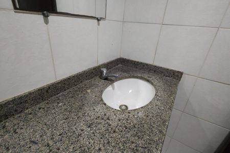 Casa de condomínio à venda com 120m², 2 quartos e 1 vaga Casa de condomínio à venda com 120m², 2 quartos e 1 vagaBanheiro de Serviço
