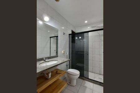 Casa de condomínio à venda com 120m², 2 quartos e 1 vagaBanheiro da Suíte 2