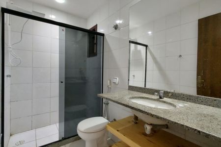 Casa de condomínio à venda com 120m², 2 quartos e 1 vaga Casa de condomínio à venda com 120m², 2 quartos e 1 vagaBanheiro da Suíte 1