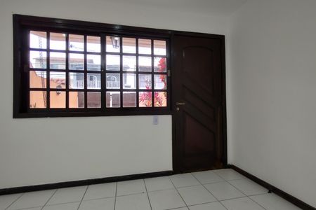 Sala de casa de condomínio à venda com 2 quartos, 120m² em Taquara, Rio de Janeiro
