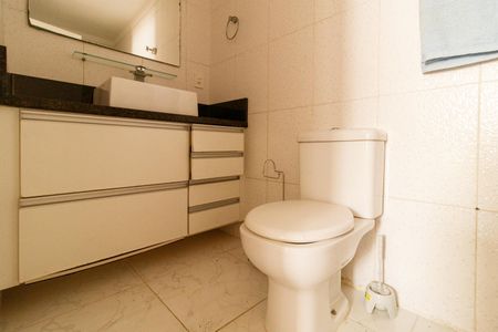 Apartamento para alugar com 68m², 3 quartos e 1 vaga Apartamento para alugar com 68m², 3 quartos e 1 vagaBanheiro Social