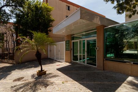 Apartamento para alugar com 68m², 3 quartos e 1 vaga Apartamento para alugar com 68m², 3 quartos e 1 vagaFachada