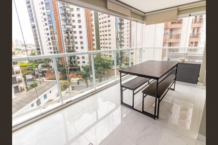 Apartamento para alugar com 52m², 1 quarto e 1 vaga Apartamento para alugar com 52m², 1 quarto e 1 vagaVaranda