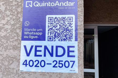 Apartamento à venda com 75m², 3 quartos e 2 vagas Apartamento à venda com 75m², 3 quartos e 2 vagasPlaquinha