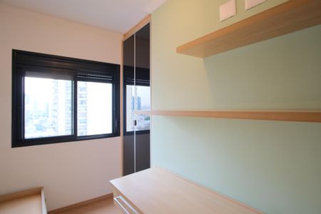 Apartamento para alugar com 90m², 3 quartos e 2 vagasQuarto