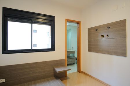 Apartamento para alugar com 90m², 3 quartos e 2 vagasSuíte 1