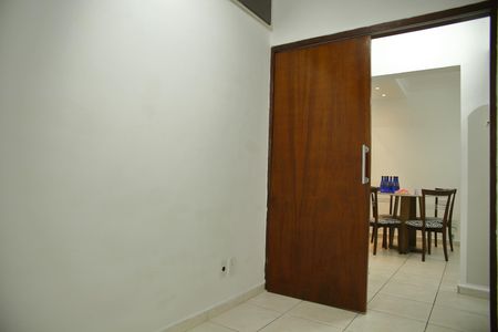 Apartamento à venda com 56m², 3 quartos e 1 vagaQuarto 2