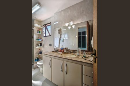 Apartamento à venda com 123m², 3 quartos e 2 vagasBanheiro da Suíte