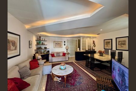 Apartamento à venda com 161m², 4 quartos e 2 vagasSala