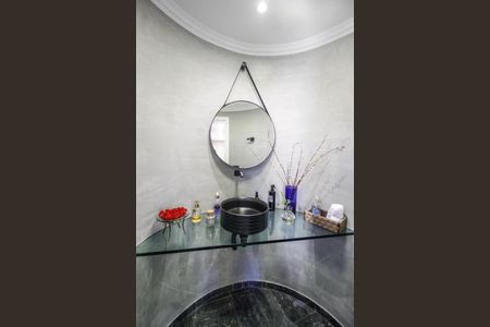 Apartamento à venda com 200m², 3 quartos e 3 vagas Apartamento à venda com 200m², 3 quartos e 3 vagasLavabo