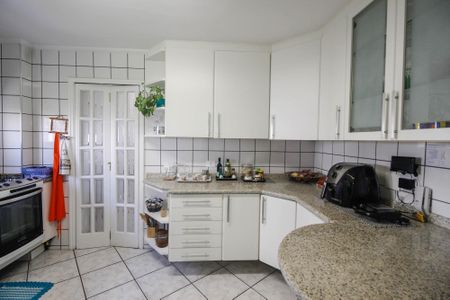 Apartamento à venda com 200m², 3 quartos e 3 vagas Apartamento à venda com 200m², 3 quartos e 3 vagasCozinha