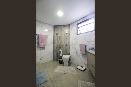 Apartamento à venda com 200m², 3 quartos e 3 vagas Apartamento à venda com 200m², 3 quartos e 3 vagasBanheiro da Suíte 3