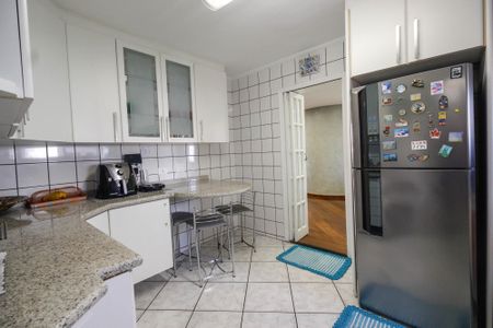 Apartamento à venda com 200m², 3 quartos e 3 vagas Apartamento à venda com 200m², 3 quartos e 3 vagasCozinha