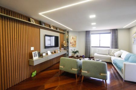 Apartamento à venda com 200m², 3 quartos e 3 vagas Apartamento à venda com 200m², 3 quartos e 3 vagasSala de Estar