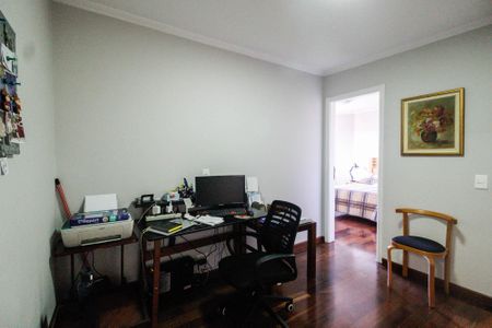 Apartamento à venda com 200m², 3 quartos e 3 vagas Apartamento à venda com 200m², 3 quartos e 3 vagasSala de TV