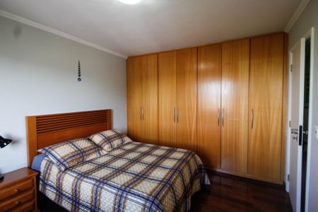 Apartamento à venda com 200m², 3 quartos e 3 vagas Apartamento à venda com 200m², 3 quartos e 3 vagasSuíte 2