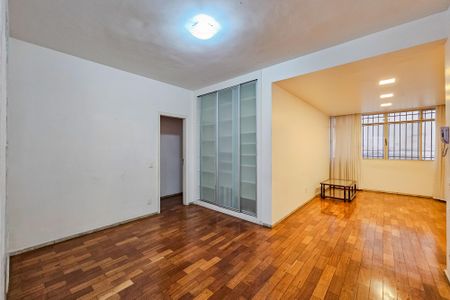 Sala de apartamento à venda com 3 quartos, 110m² em Coração de Jesus, Belo Horizonte