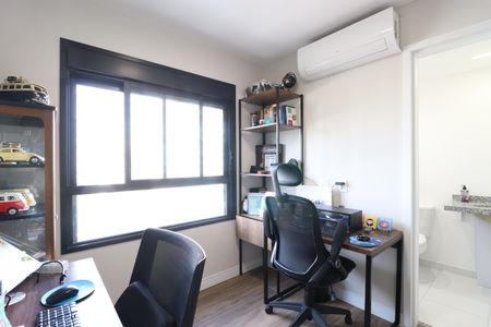 Apartamento à venda com 132m², 3 quartos e 2 vagasSuíte 2