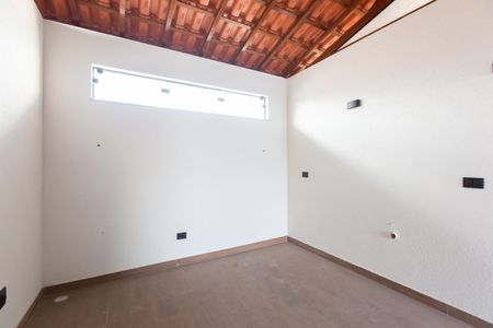 Casa à venda com 131m², 3 quartos e 2 vagas Casa à venda com 131m², 3 quartos e 2 vagasÁrea Livre