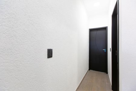 Casa à venda com 131m², 3 quartos e 2 vagas Casa à venda com 131m², 3 quartos e 2 vagasCorredor