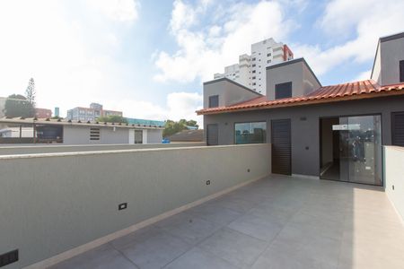 Casa à venda com 131m², 3 quartos e 2 vagas Casa à venda com 131m², 3 quartos e 2 vagasTerraço