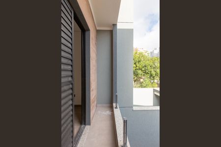 Casa à venda com 131m², 3 quartos e 2 vagas Casa à venda com 131m², 3 quartos e 2 vagasVaranda da Suíte 3