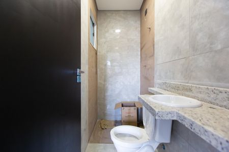 Casa à venda com 131m², 3 quartos e 2 vagas Casa à venda com 131m², 3 quartos e 2 vagasBanheiro da Suíte 1